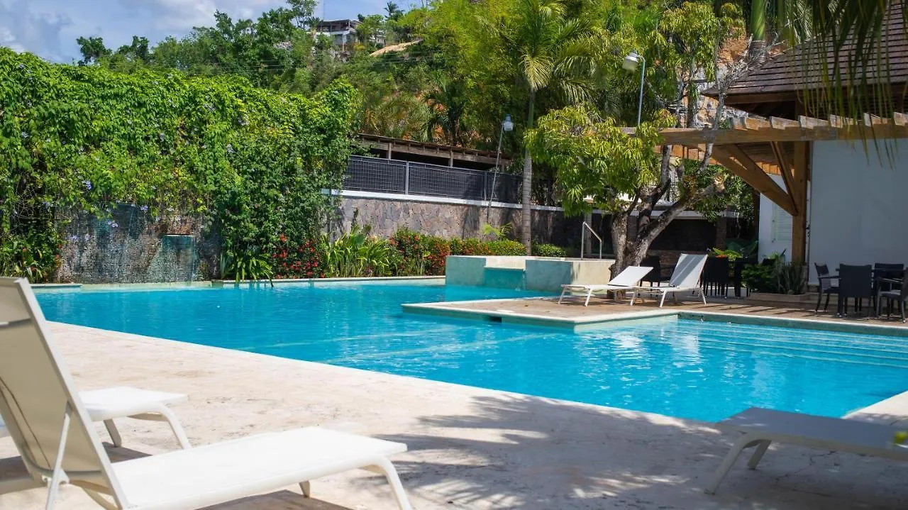 Monserrat Residences ラス・テレナス